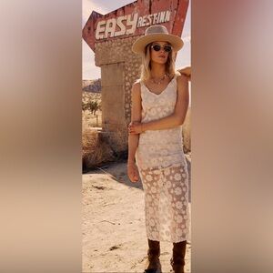 bohme Ninna Floral Midi Dress Size Medium NWT